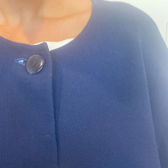 St. John One Button Overcoat - Picture 6 of 16